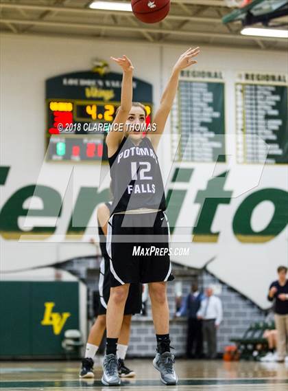Thumbnail 2 in Potomac Falls @ Loudoun Valley photogallery.