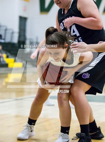 Thumbnail 1 in Potomac Falls @ Loudoun Valley photogallery.