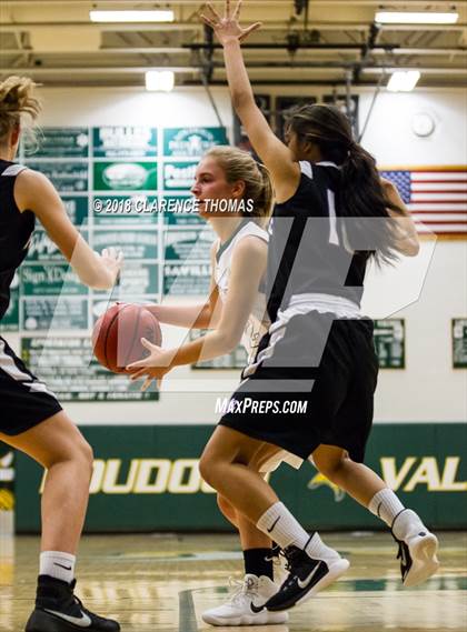 Thumbnail 2 in Potomac Falls @ Loudoun Valley photogallery.