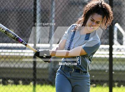 Thumbnail 2 in Red Bank vs Howard Tech photogallery.
