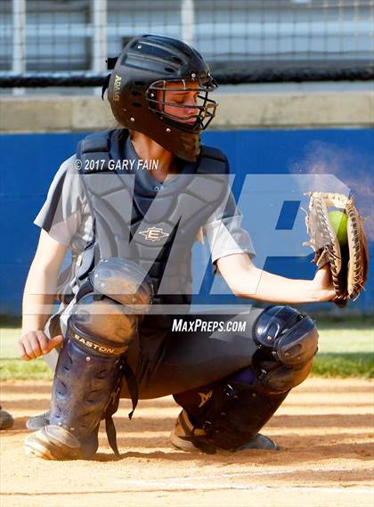 Thumbnail 1 in Red Bank vs Howard Tech photogallery.
