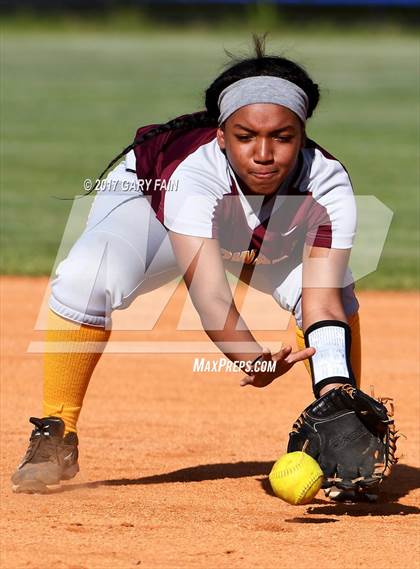 Thumbnail 2 in Red Bank vs Howard Tech photogallery.