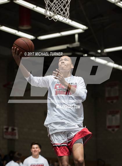 Thumbnail 1 in Paradise @ Foothill photogallery.