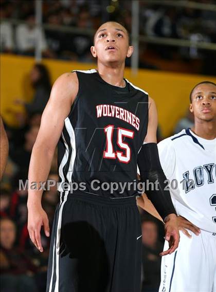 Thumbnail 3 in Harvard-Westlake vs. Loyola photogallery.