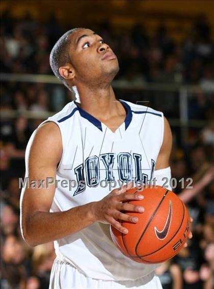 Thumbnail 3 in Harvard-Westlake vs. Loyola photogallery.