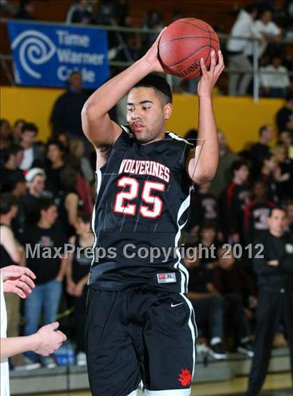 Thumbnail 3 in Harvard-Westlake vs. Loyola photogallery.