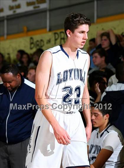 Thumbnail 2 in Harvard-Westlake vs. Loyola photogallery.