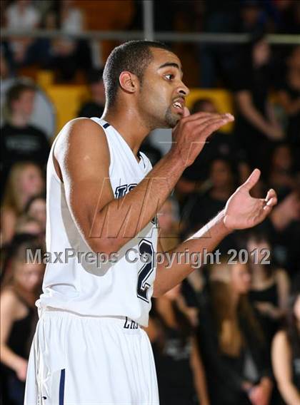 Thumbnail 1 in Harvard-Westlake vs. Loyola photogallery.