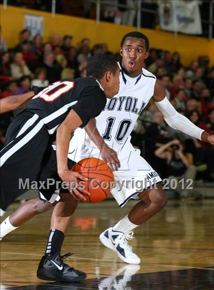 Thumbnail 3 in Harvard-Westlake vs. Loyola photogallery.