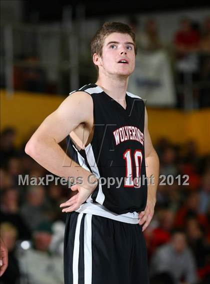 Thumbnail 1 in Harvard-Westlake vs. Loyola photogallery.