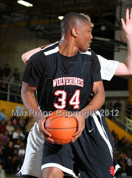 Thumbnail 2 in Harvard-Westlake vs. Loyola photogallery.