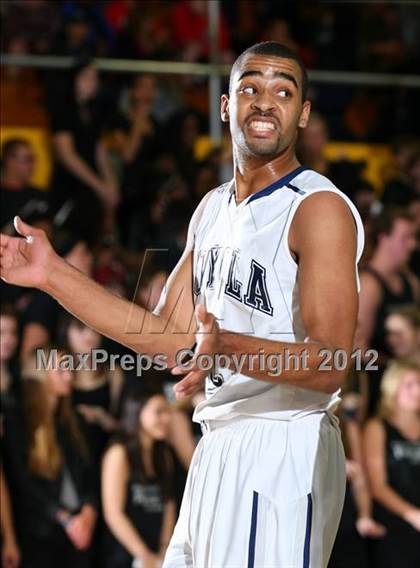 Thumbnail 3 in Harvard-Westlake vs. Loyola photogallery.