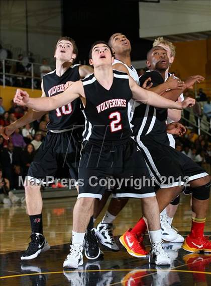 Thumbnail 3 in Harvard-Westlake vs. Loyola photogallery.