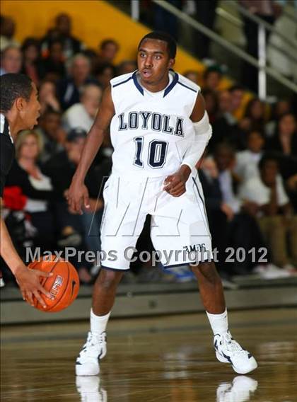 Thumbnail 2 in Harvard-Westlake vs. Loyola photogallery.
