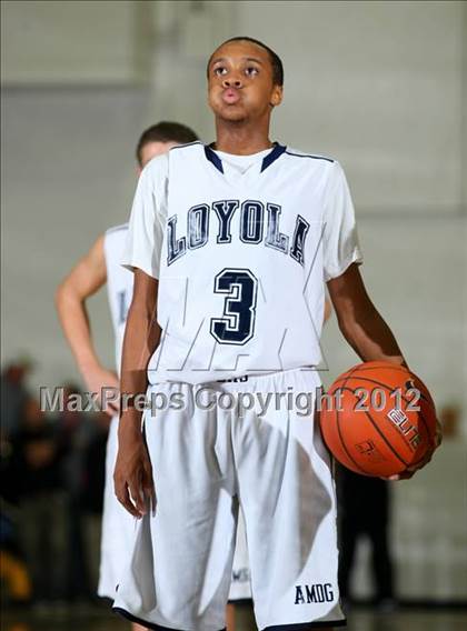 Thumbnail 1 in Harvard-Westlake vs. Loyola photogallery.