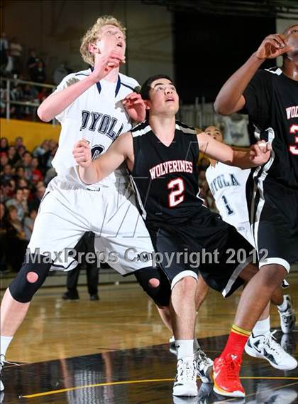 Thumbnail 1 in Harvard-Westlake vs. Loyola photogallery.