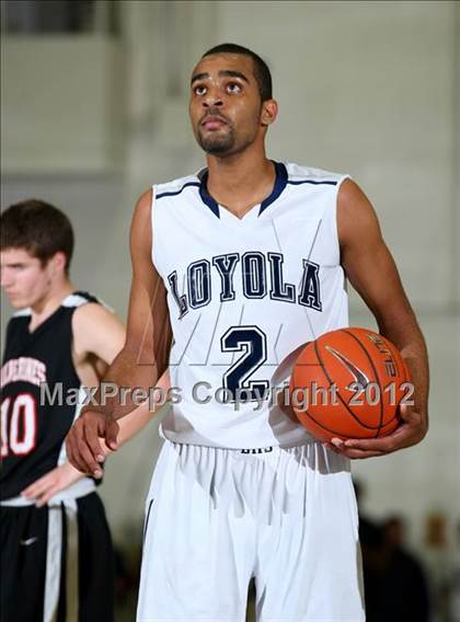 Thumbnail 2 in Harvard-Westlake vs. Loyola photogallery.