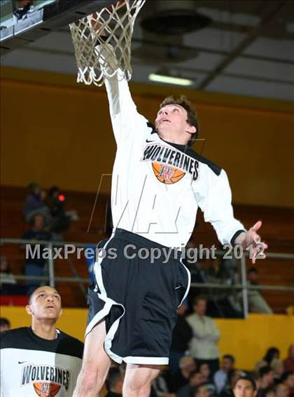 Thumbnail 2 in Harvard-Westlake vs. Loyola photogallery.