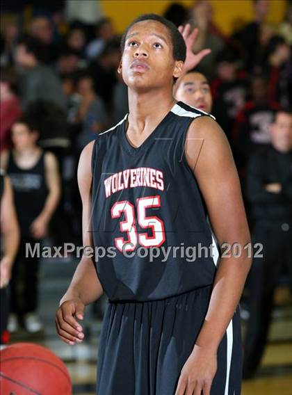 Thumbnail 2 in Harvard-Westlake vs. Loyola photogallery.