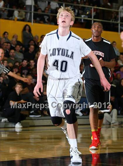 Thumbnail 2 in Harvard-Westlake vs. Loyola photogallery.