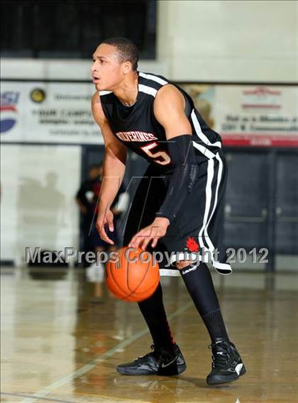 Thumbnail 1 in Harvard-Westlake vs. Loyola photogallery.