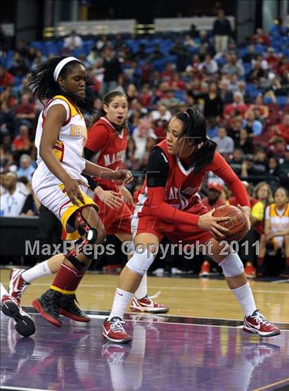 Thumbnail 3 in Mater Dei vs. Berkeley (CIF State D1 Final) photogallery.