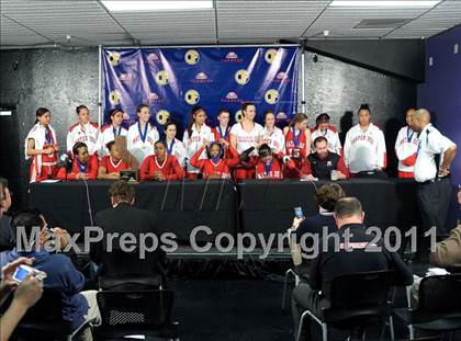 Thumbnail 1 in Mater Dei vs. Berkeley (CIF State D1 Final) photogallery.