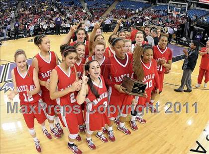 Thumbnail 1 in Mater Dei vs. Berkeley (CIF State D1 Final) photogallery.