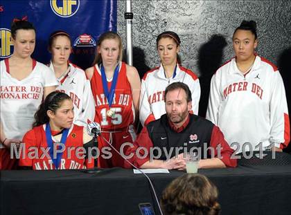 Thumbnail 3 in Mater Dei vs. Berkeley (CIF State D1 Final) photogallery.