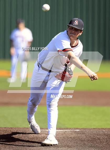 Thumbnail 2 in Scurry-Rosser vs Winnsboro photogallery.