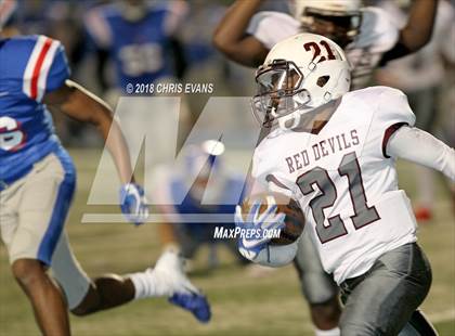 Thumbnail 2 in Douglass @ Memphis University photogallery.