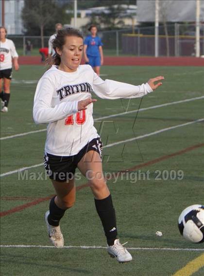 Thumbnail 2 in Buchanan vs. San Clemente (CIF D1 SoCal Regional Final) photogallery.