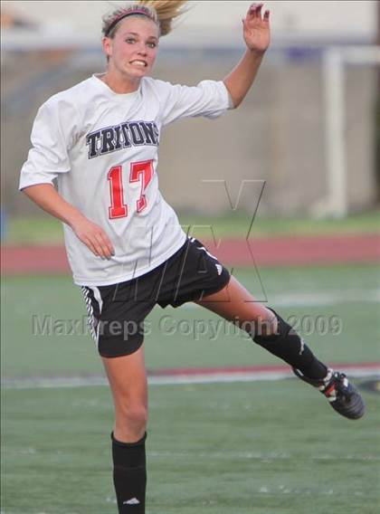 Thumbnail 1 in Buchanan vs. San Clemente (CIF D1 SoCal Regional Final) photogallery.