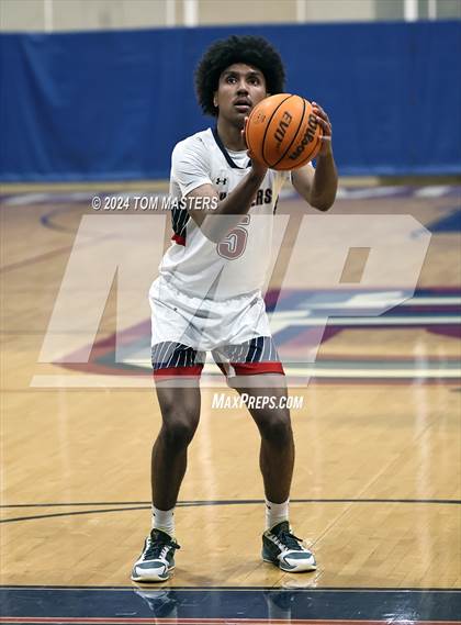 Thumbnail 3 in Rabun Gap-Nacoochee @ Providence Day (NCISAA 4A Round 2) photogallery.