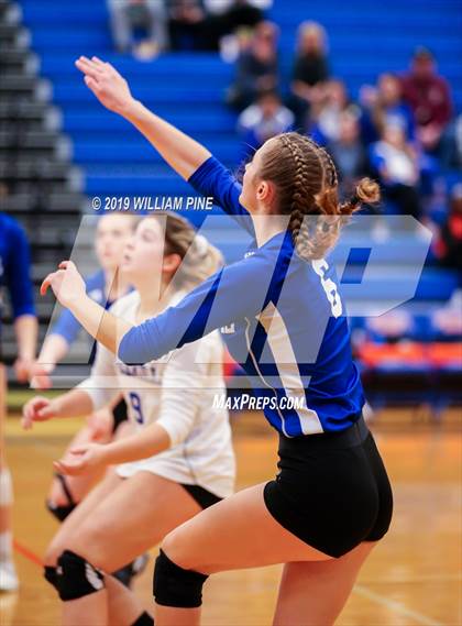 Thumbnail 3 in Cornwall Central vs. Wallkill (Section 9 Class A Final) photogallery.
