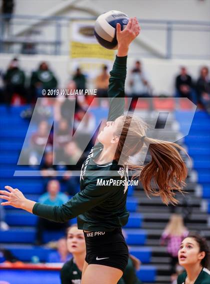 Thumbnail 1 in Cornwall Central vs. Wallkill (Section 9 Class A Final) photogallery.