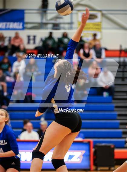 Thumbnail 1 in Cornwall Central vs. Wallkill (Section 9 Class A Final) photogallery.