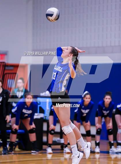 Thumbnail 3 in Cornwall Central vs. Wallkill (Section 9 Class A Final) photogallery.