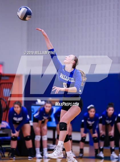 Thumbnail 3 in Cornwall Central vs. Wallkill (Section 9 Class A Final) photogallery.