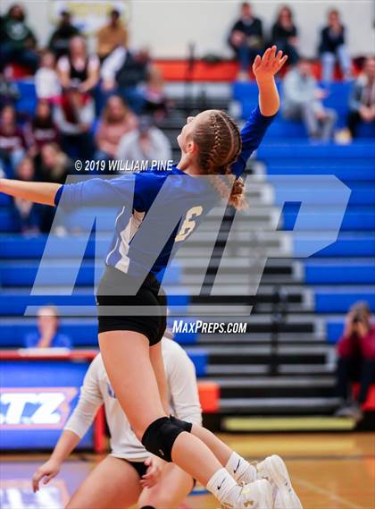 Thumbnail 1 in Cornwall Central vs. Wallkill (Section 9 Class A Final) photogallery.