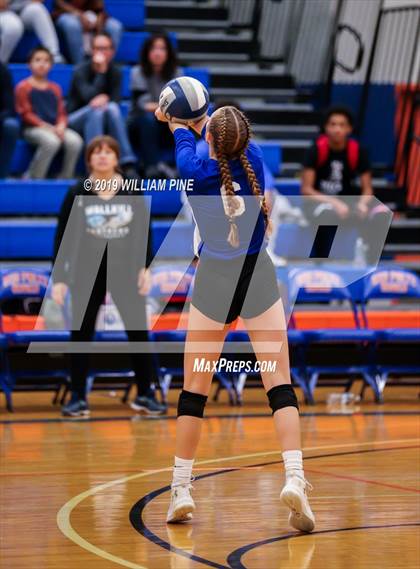 Thumbnail 3 in Cornwall Central vs. Wallkill (Section 9 Class A Final) photogallery.
