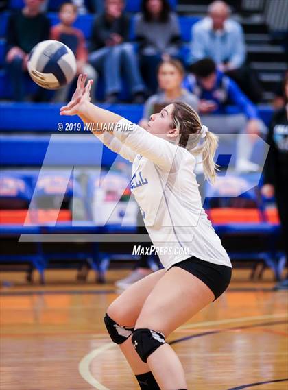 Thumbnail 3 in Cornwall Central vs. Wallkill (Section 9 Class A Final) photogallery.