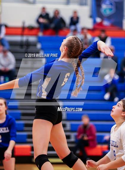 Thumbnail 1 in Cornwall Central vs. Wallkill (Section 9 Class A Final) photogallery.