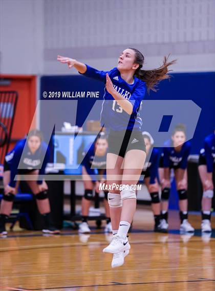 Thumbnail 3 in Cornwall Central vs. Wallkill (Section 9 Class A Final) photogallery.