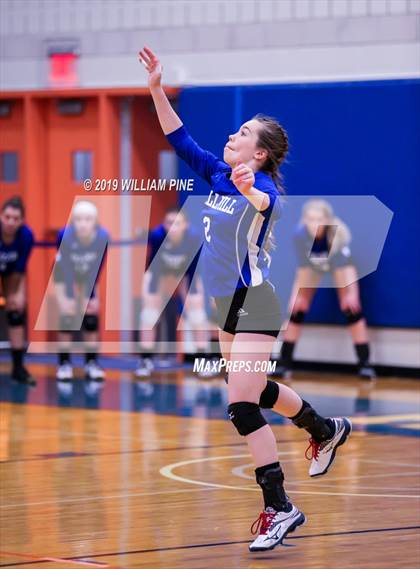 Thumbnail 1 in Cornwall Central vs. Wallkill (Section 9 Class A Final) photogallery.
