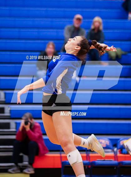 Thumbnail 3 in Cornwall Central vs. Wallkill (Section 9 Class A Final) photogallery.