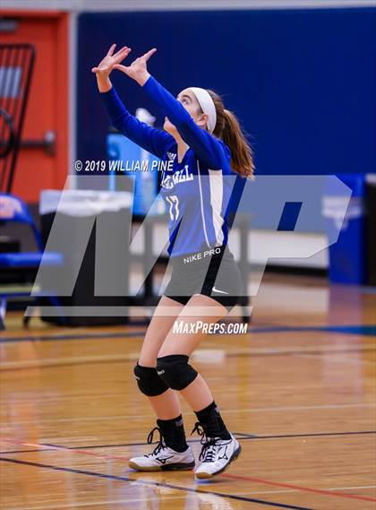 Thumbnail 3 in Cornwall Central vs. Wallkill (Section 9 Class A Final) photogallery.