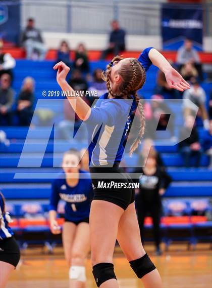 Thumbnail 3 in Cornwall Central vs. Wallkill (Section 9 Class A Final) photogallery.