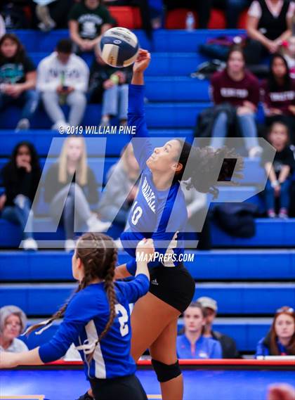 Thumbnail 2 in Cornwall Central vs. Wallkill (Section 9 Class A Final) photogallery.
