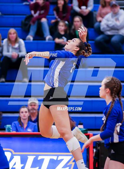 Thumbnail 1 in Cornwall Central vs. Wallkill (Section 9 Class A Final) photogallery.